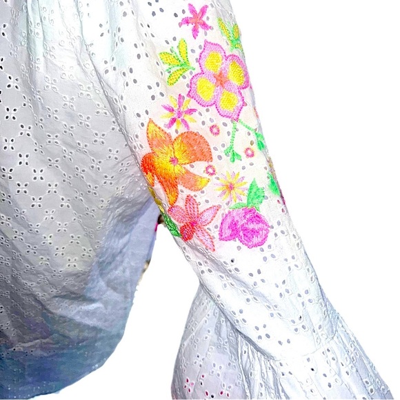 Lilly Pulitzer Morgain White Embroidered Eyelet Top Size XS NWT - Picture 8 of 12